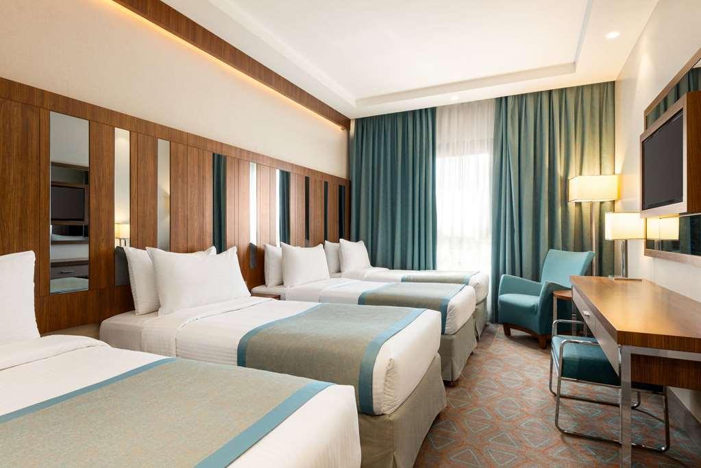 Ramada By Wyndham Makkah Zad Al Tayseer Mekka Szoba fotó